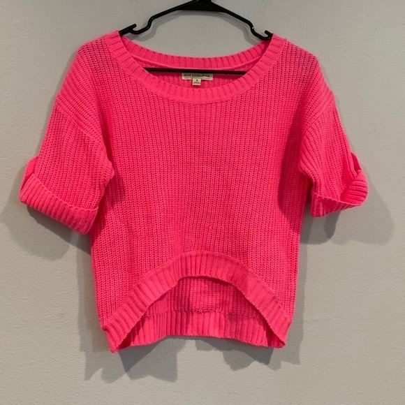 Poof Excellence Sweaters - Poof Excellence Highlighter Pink Cropped Knitted Sweater - Size Small
